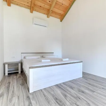 Holiday home Family Friendly House With A Swimming Pool Gornje Rastane, Biograd - 23137