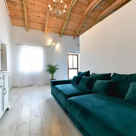Family Friendly House With A Swimming Pool Gornje Rastane, Biograd - 23137 Sveti Filip i Jakov