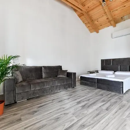 Family Friendly House With A Swimming Pool Gornje Rastane, Biograd - 23137 Sveti Filip i Jakov