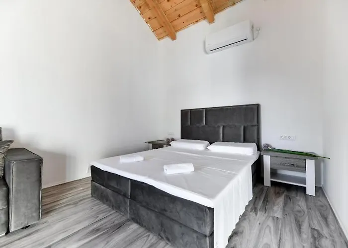 Family Friendly House With A Swimming Pool Gornje Rastane, Biograd - 23137 Vakantiehuis *