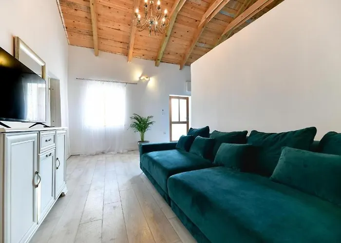 Family Friendly House With A Swimming Pool Gornje Rastane, Biograd - 23137 Sveti Filip i Jakov