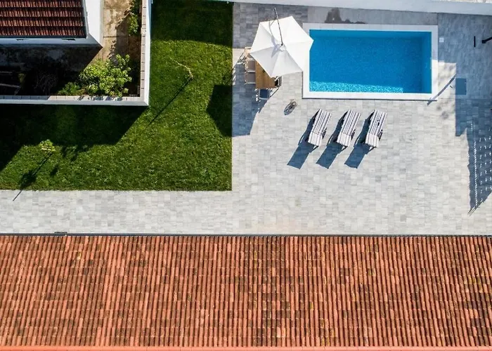 Vakantiehuis Family Friendly House With A Swimming Pool Gornje Rastane, Biograd - 23137 *