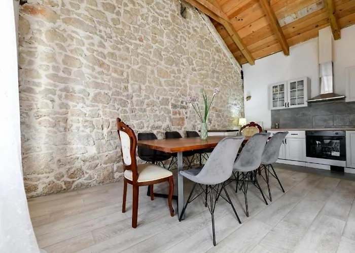 Family Friendly House With A Swimming Pool Gornje Rastane, Biograd - 23137 * 스베티필립아이자코브